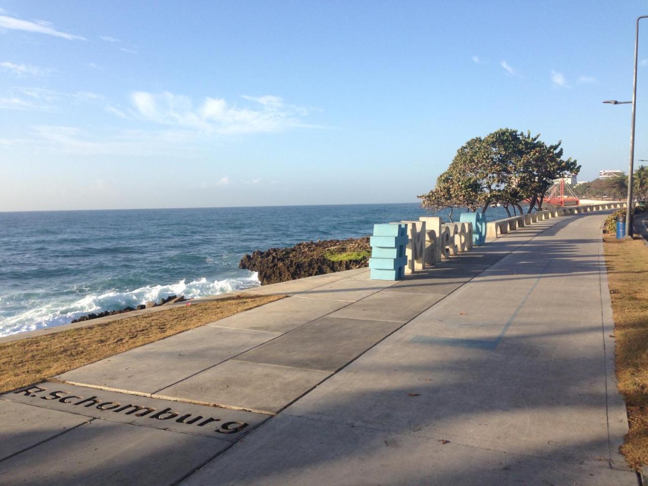 Caribbean Seaview Apart Malecon Санто-Доминго Экстерьер фото
